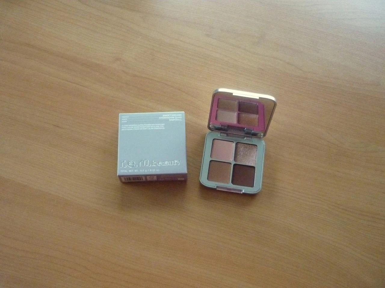 REM r.e.m. Beauty Sweet dreams eyeshadow quad Babydoll oogschaduw
